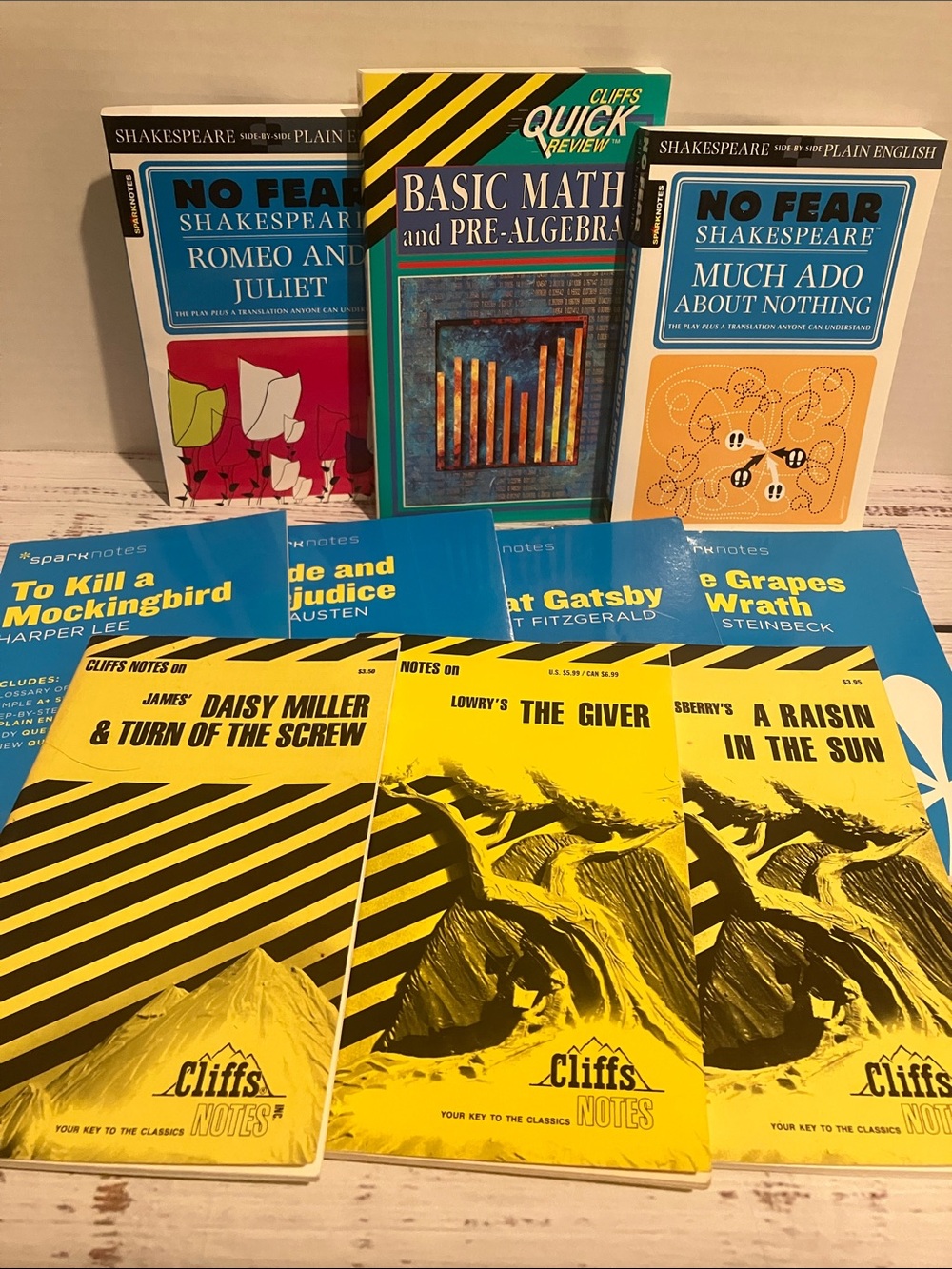 Mega Study Guide Lot - SparkNotes, CliffsNotes, No Fear Shakespeare [ USED ]